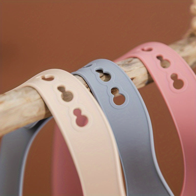 1pc Adjustable Silicone Bib for Babies - Soft, Easy to Clean, and Perfect for Mealtime - Great Gift for Holidays